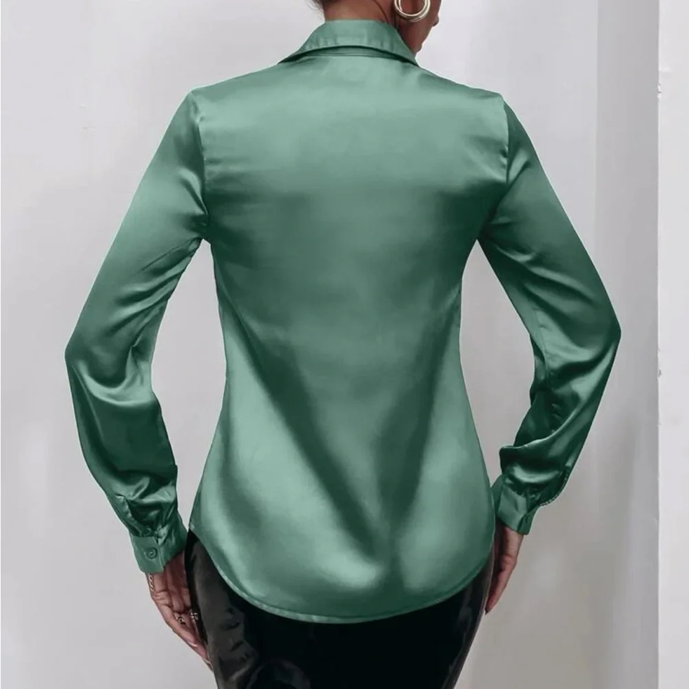 Luxe  green silky  button up boyfriend business casual satin top - Picture 3 of 16